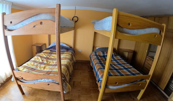 volunteer-hostel-bedroom