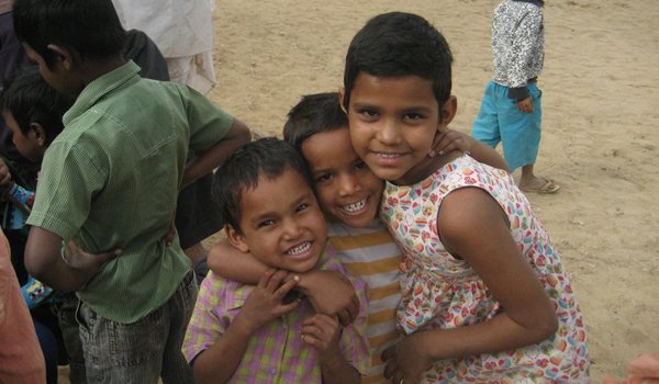 orphan kids playing india