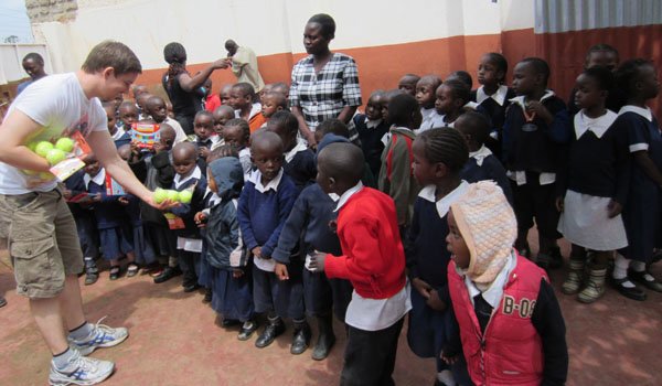 children learning cente