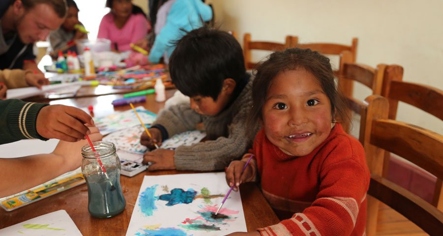 volunteering with underprivileged children in argentina