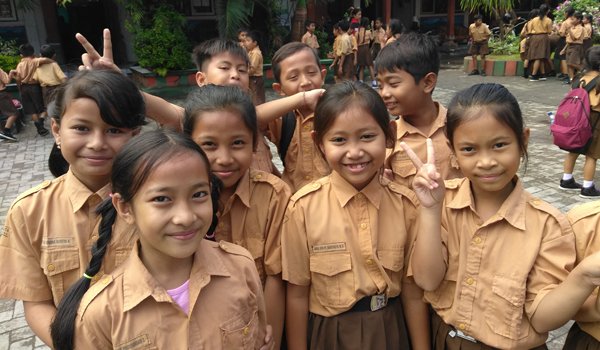 school child in thailand school